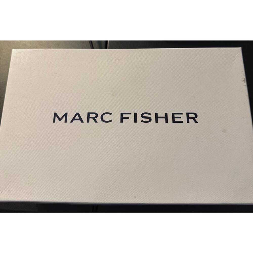 NEW Marc Fisher Women's Magnify 2 Open Toe Block Heel Sandals Powder Blue Size 8 - Picture 11 of 12